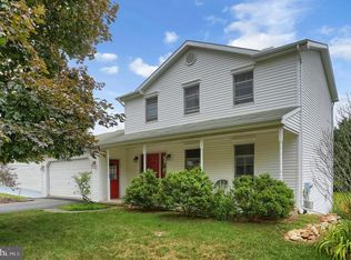 7 Westwood Dr, Mount Holly Springs, PA 17065