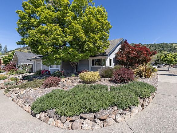 3rd image of 700 Montclair Drive