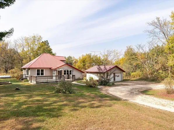 6080 State #16, Hokah, MN 55941