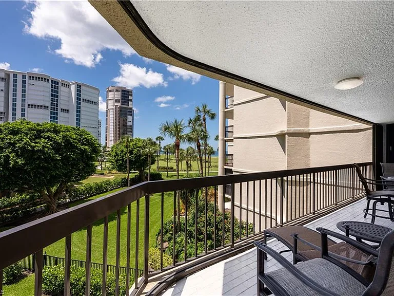 4551 Gulf Shore Blvd N #306 — Photo 28