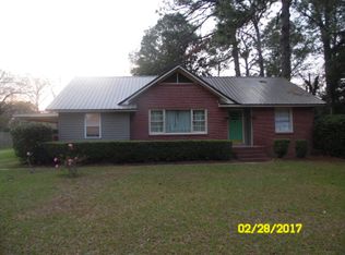 910 Julia Pl, Bainbridge, GA 39819