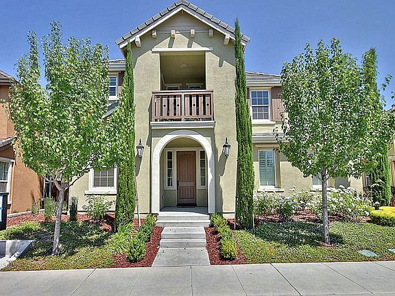 Located in the beautiful Milano Community at Sorrento in Dublin Ranch.