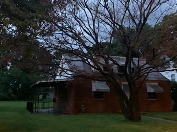 112 Cherry Ln, New Castle, DE 19720