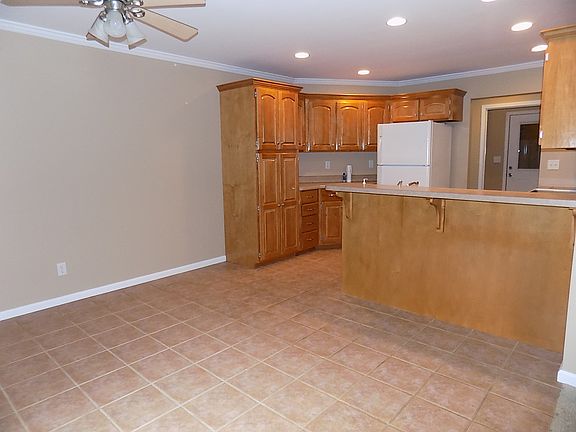 4th image of 3767 Fawn Dr.