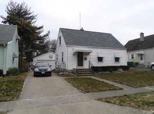 1942 Farmside Dr, Dayton, OH 45420