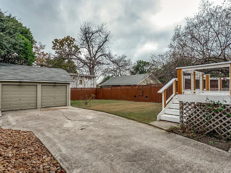 124 Normandy Ave — Photo 22