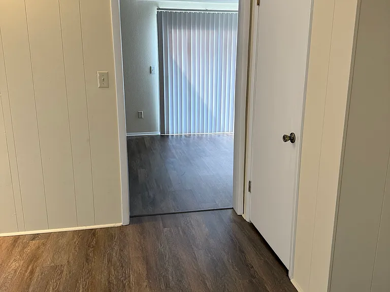 3122 Moody Ave — Photo 22