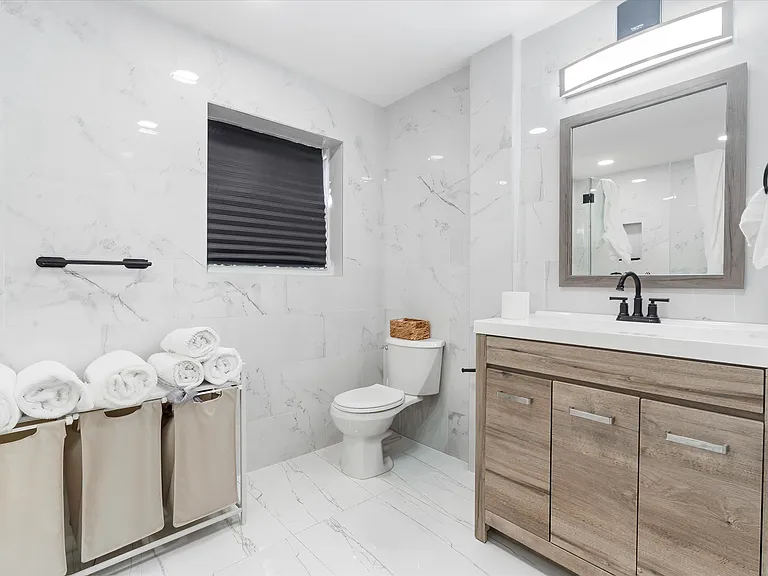 2518 Key Largo Ln — Photo 10