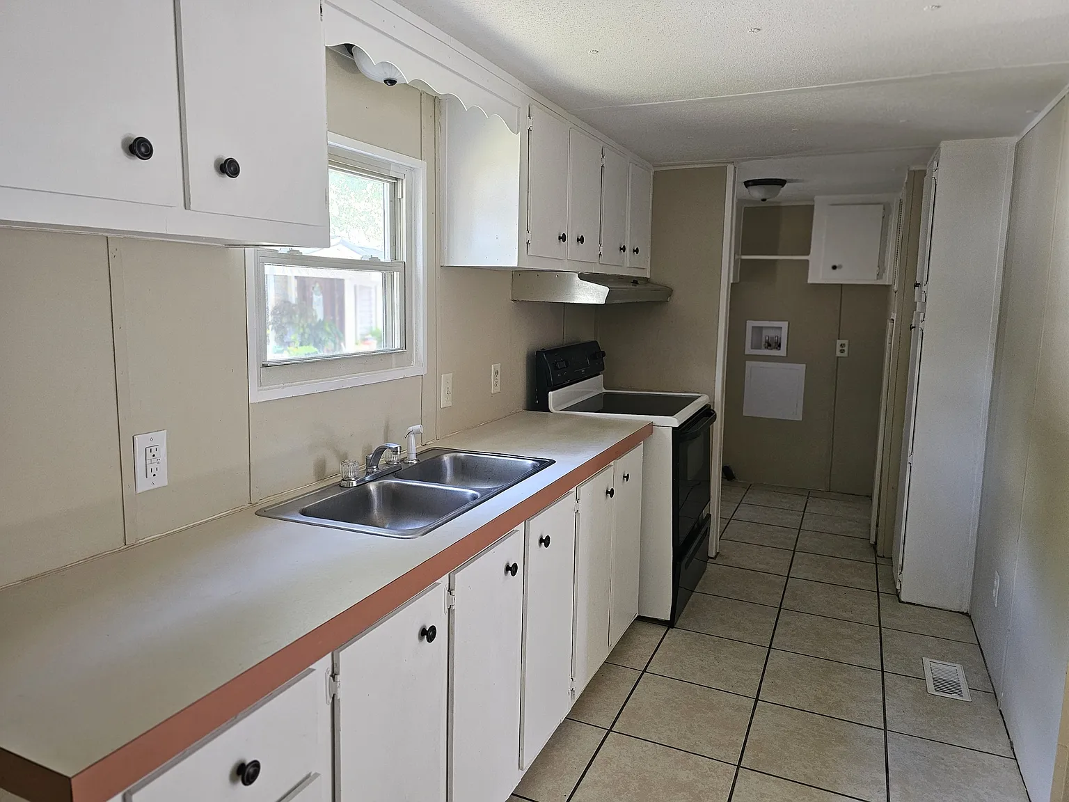 3118 Dudley Road - 35 — Photo 2
