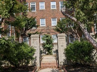 77 Martin St #22, Cambridge, MA 02138