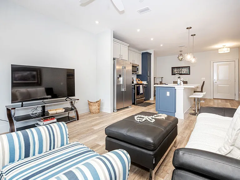 2501 Bienville Blvd #133 — Photo 33