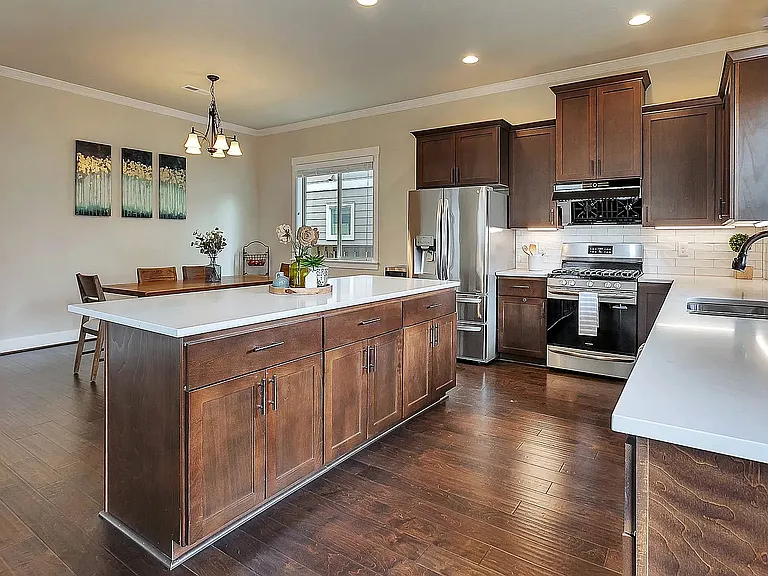 16897 SW Larkspring Ln — Photo 10