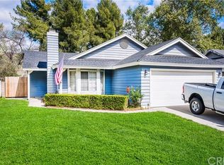 32230 Green Hill Dr, Castaic, CA 91384