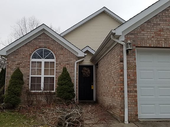 3rd image of 698 Morgan Hills Dr