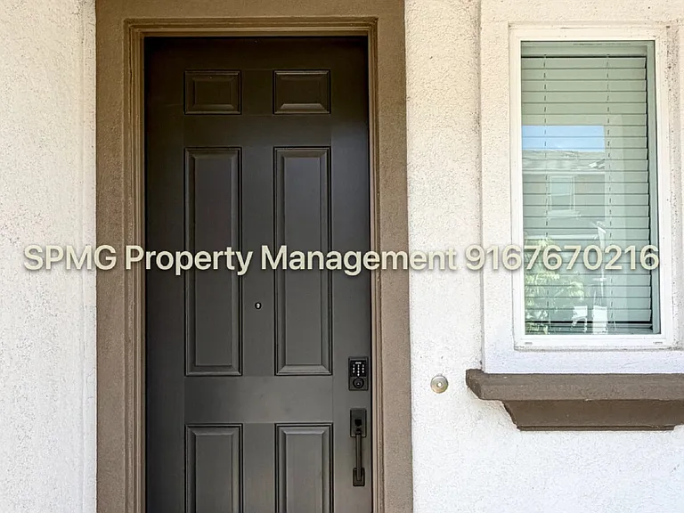 1910 Brunel St — Photo 3