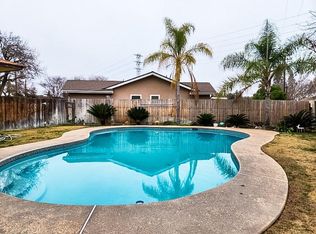 3347 N 4th St, Fresno, CA 93726