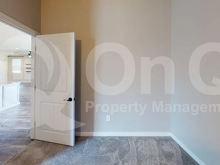 11818 N Silverscape Dr — Photo 8