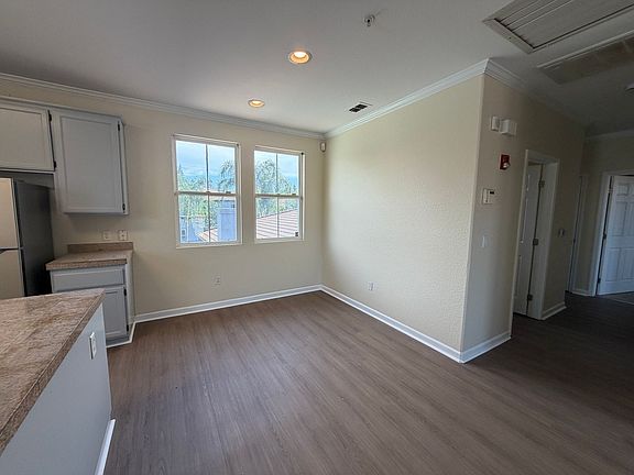4th image of 5201 Laguna Oaks Dr #201