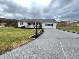 143 Captain St, Bluefield, WV 24701