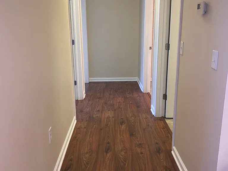 Big Red Apartments — Photo 11