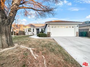44904 Fenhold St, Lancaster, CA 93535