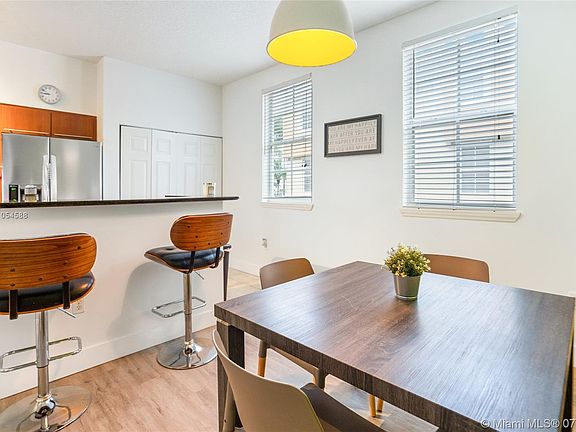2nd image of 2067 S Ocean Dr #Townhouse 5
