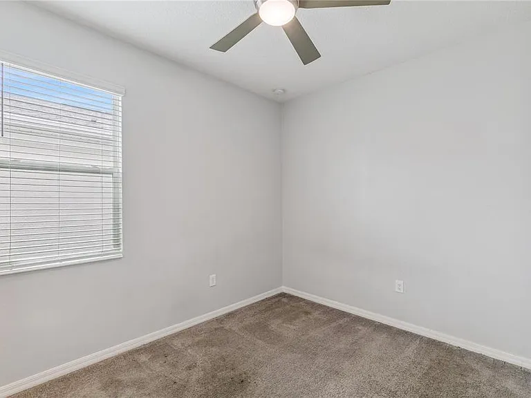 1863 Shumard Ave — Photo 19