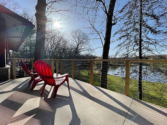 5th image of 1433 Cedar Bend Dr