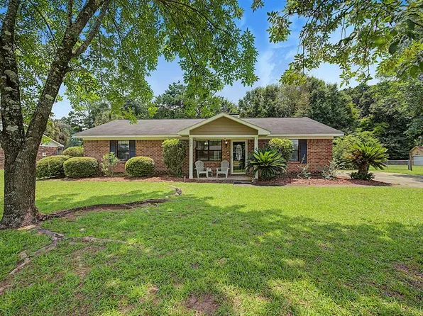 107 Clinton Ln, Albany, GA 31701
