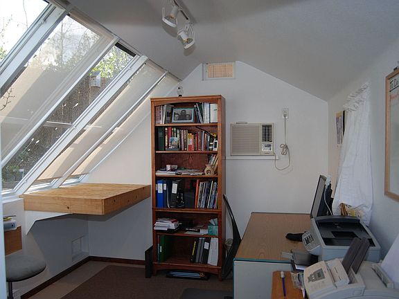 Inside view - bkyrd office