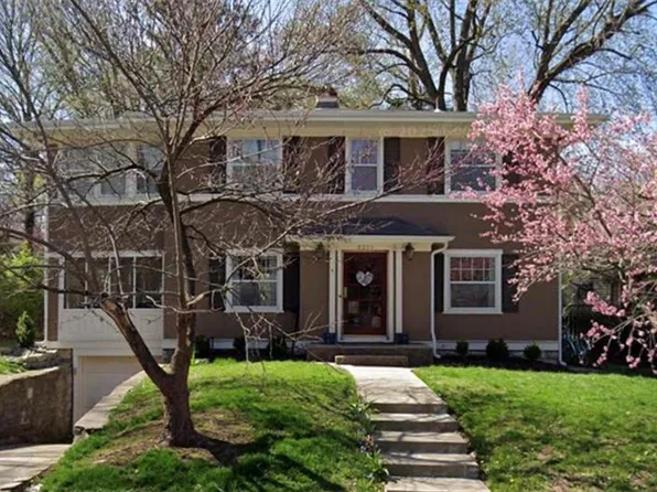 6230 Valley Rd, Kansas City, MO 64113