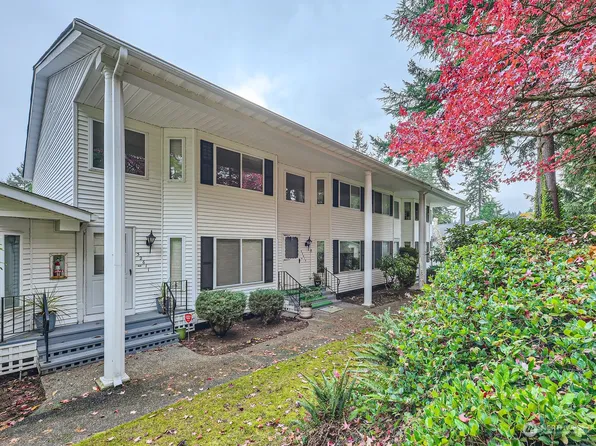 32617 2nd Place S #215, Federal Way, WA 98003
