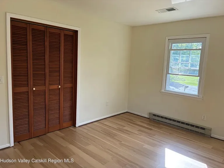 50 Pleasantview Dr — Photo 13