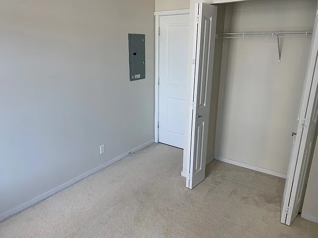 3102 Windsor Gate #903 — Photo 9