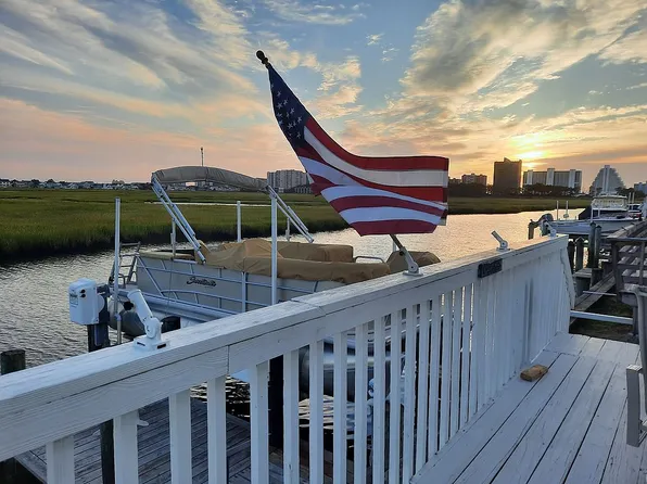 752A 94th St, Ocean City, MD 21842