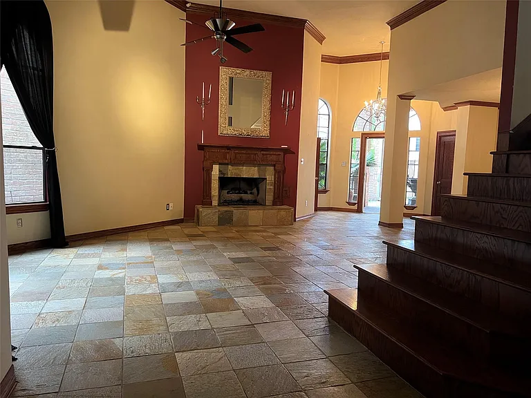 6983 Oakwood Park — Photo 9