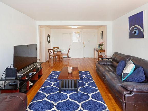3rd image of 6610 Thornton Pl APT 6D