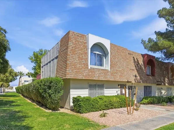 3473 Monte Carlo Dr, Las Vegas, NV 89121