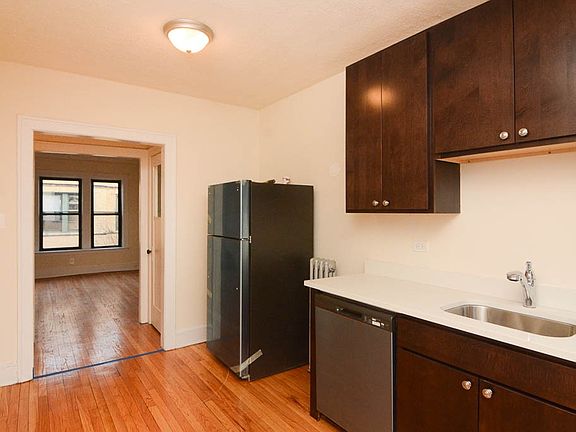 5th image of 2332.5 N Spaulding Ave Unit A-4
