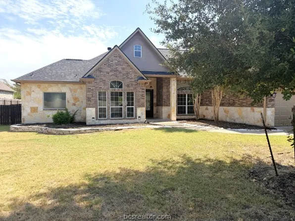 8421 Justin Ave, College Station, TX 77845