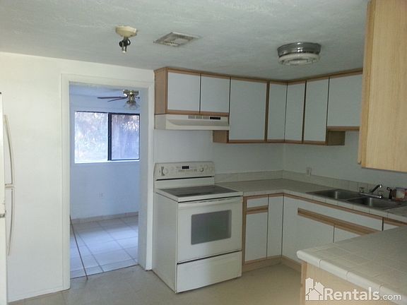 3rd image of 15103 Omaha St