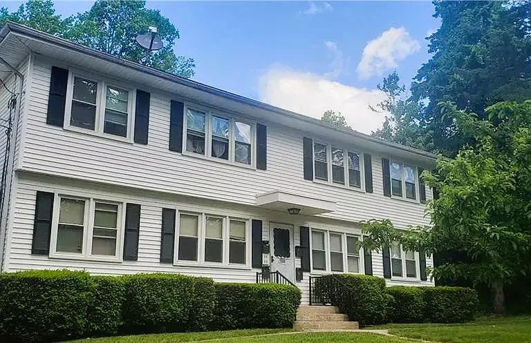 232 Glen Haven Rd — Photo 1