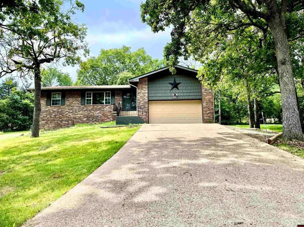 414 Razorback Dr, Mountain Home, AR 72653