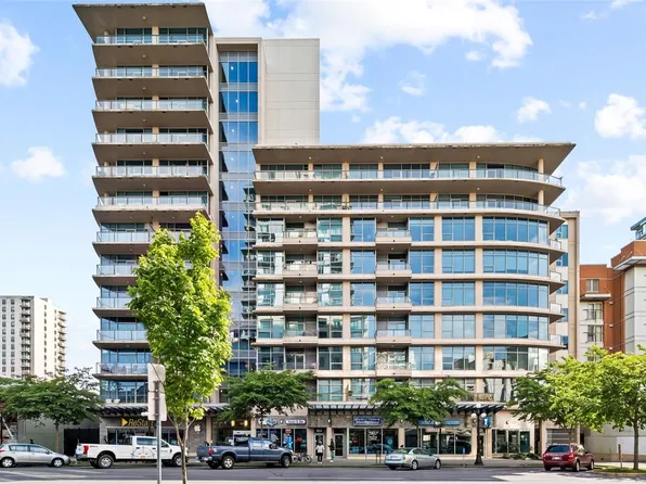 845 Yates St #401, Victoria, BC V8W 4A3
