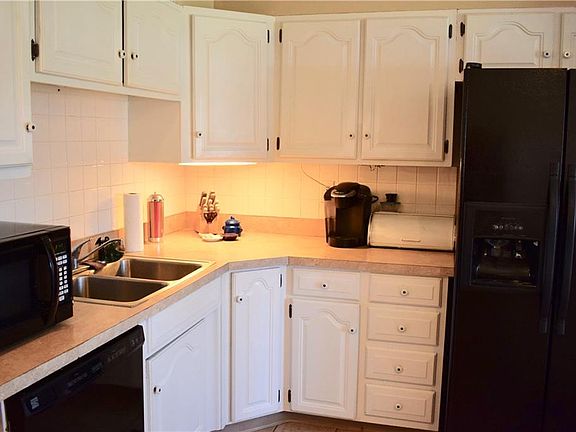 5th image of 4916 Georgian Dr