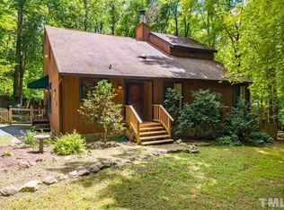 636 Carl Dr, Chapel Hill, NC 27516