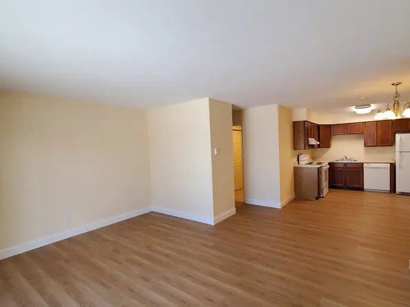 9585 Maynard Dr APT 2, Marcy, NY 13403