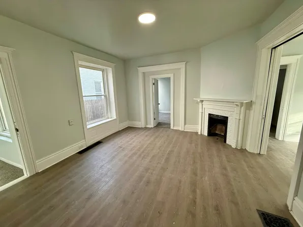 45 Oakdale Ave #B, Akron, OH 44302