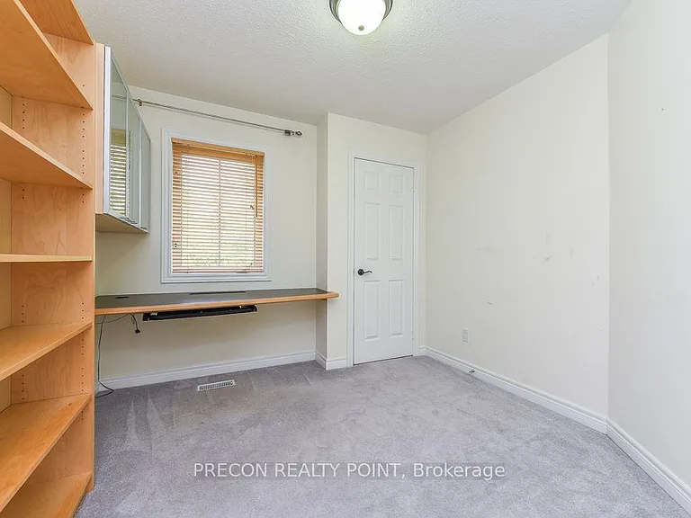 100 Beddoe Dr #4 — Photo 17