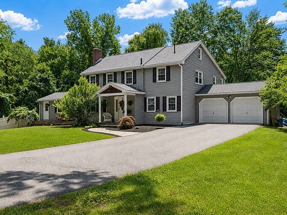 3rd image of 287 Northfield Rd